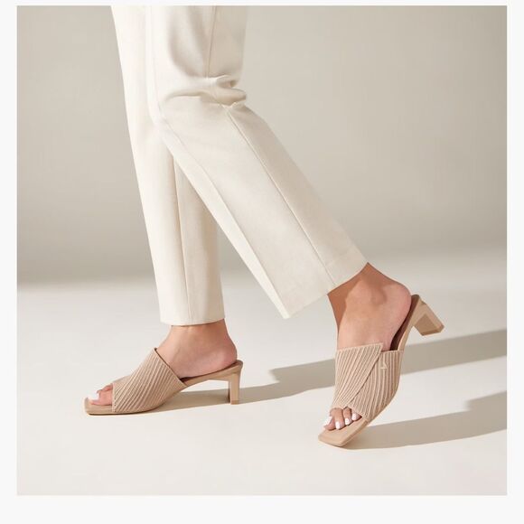 Vivaia Square-Toe Block Heel Sandals - Picture 3 of 16